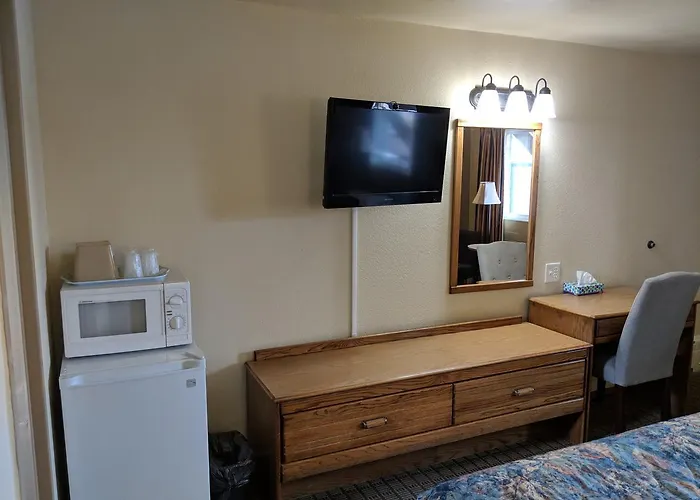 Economy Inn