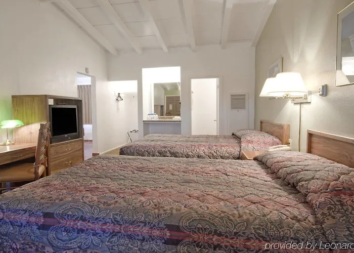 Americas Best Value Inn & Suites