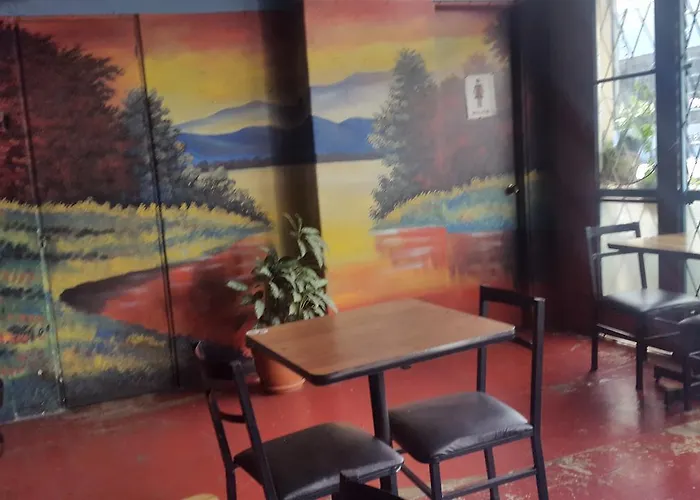 Hotel Latino San Jose 