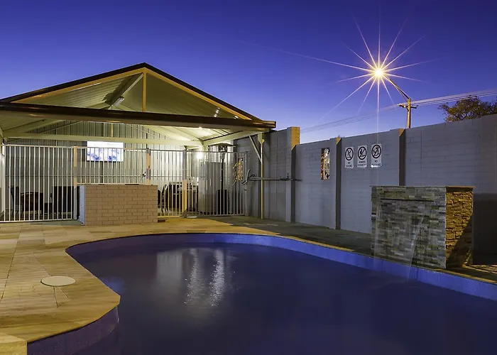 Oasis Motel