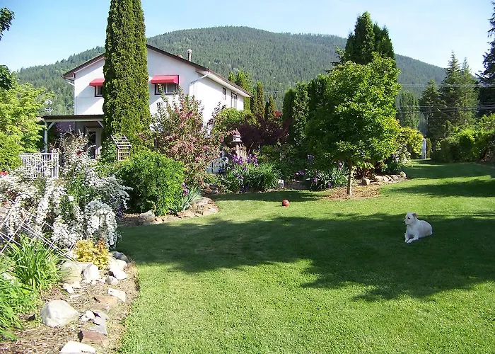 Bavarian Orchard Motel
