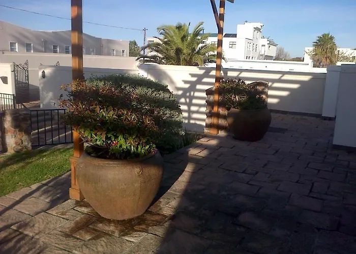 Nautilus Guest House