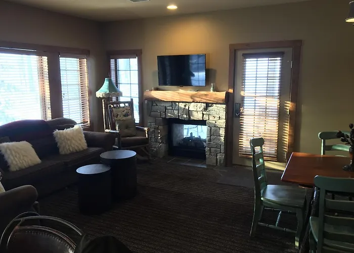 Boyne Mountain Creekside Condo