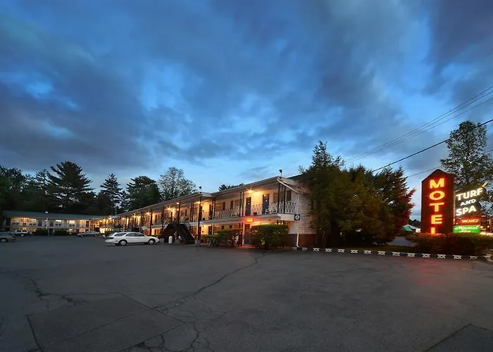 Turf And Spa Motel