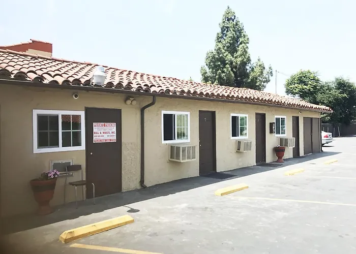Super Inn Motel