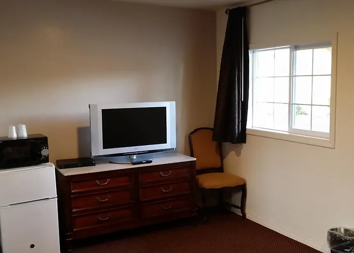 Redwood Inn Willits