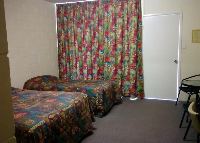 The Islands Inn Motel