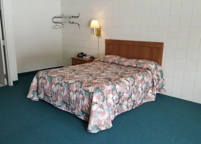 Oakridge Motel