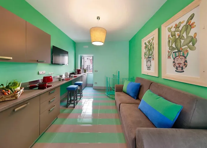 Suite Home Sorrento