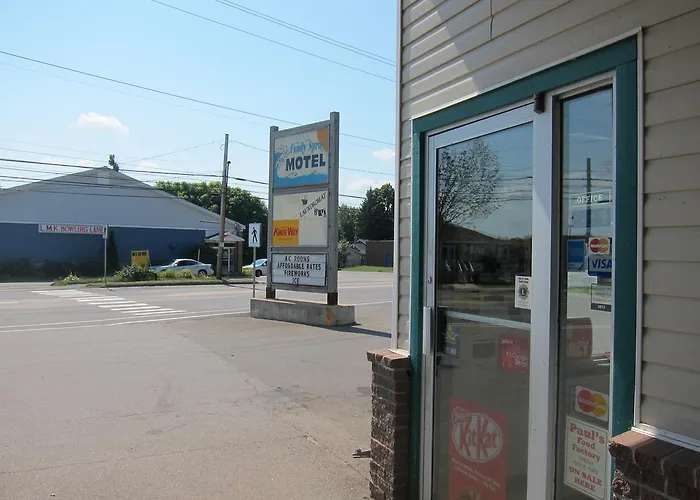 Fundy Spray Motel