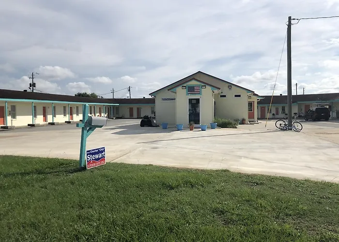 Budget Inn