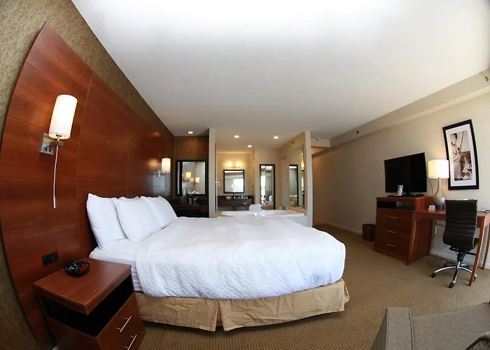 Budget Host Inn & Suites