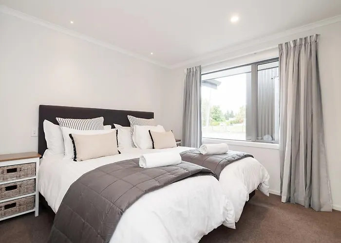 Luxury Rata Apartment - A