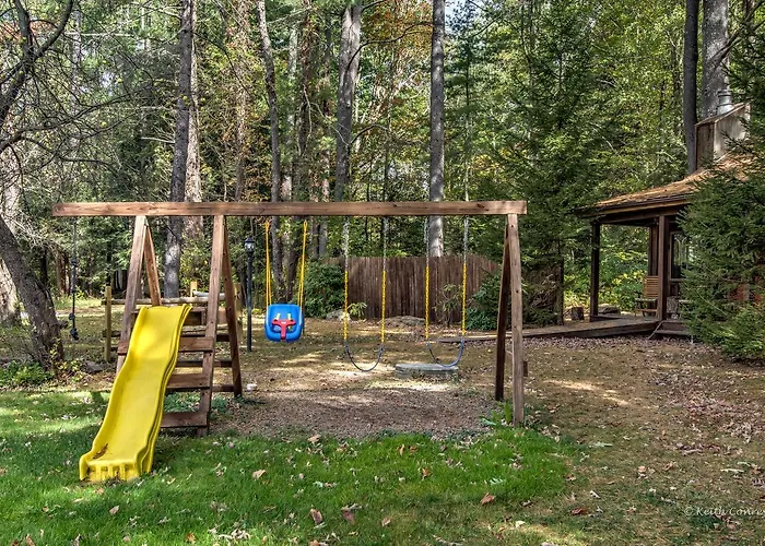 Magnolia Streamside Resort