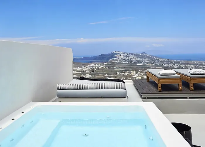 White & Co. La Torre Suites