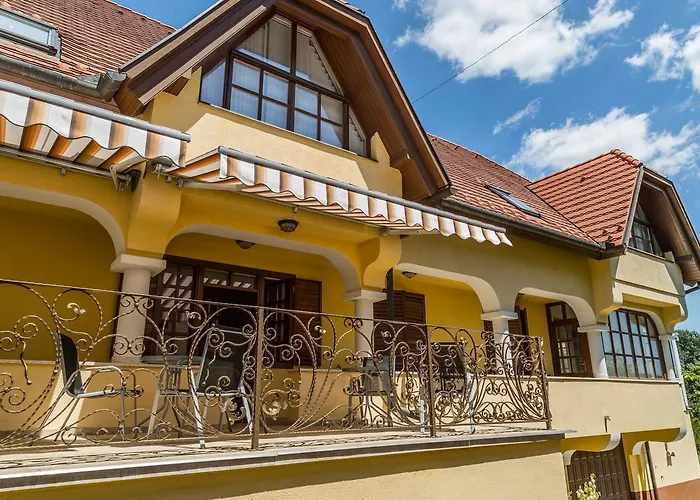 Arina Villa