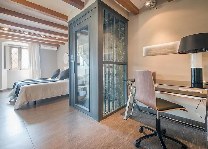Circus House, Tarracohomes