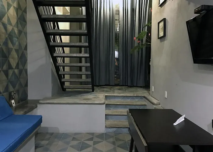 Colonia Americana Two Level Loft