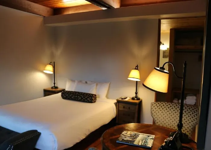 Timbers Inn