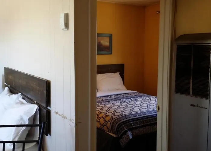 Century II Motel