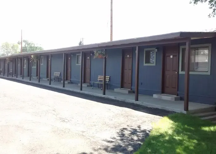 Adobe Sands Motel