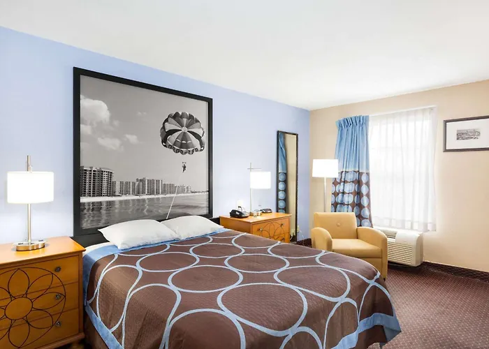 Super 8 By Wyndham Foley North Gulf Shores