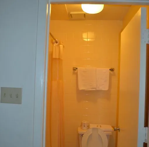 Granbury Inn And Suites
