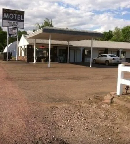 Dakota Winds Motel