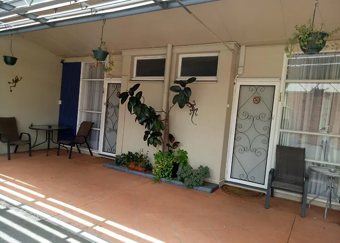 Clifton Motel