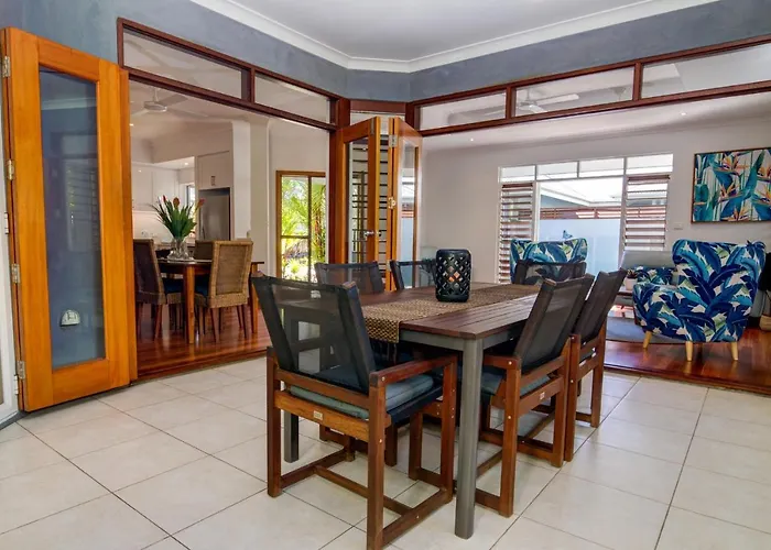 Hanalei Port Douglas - Private Pool