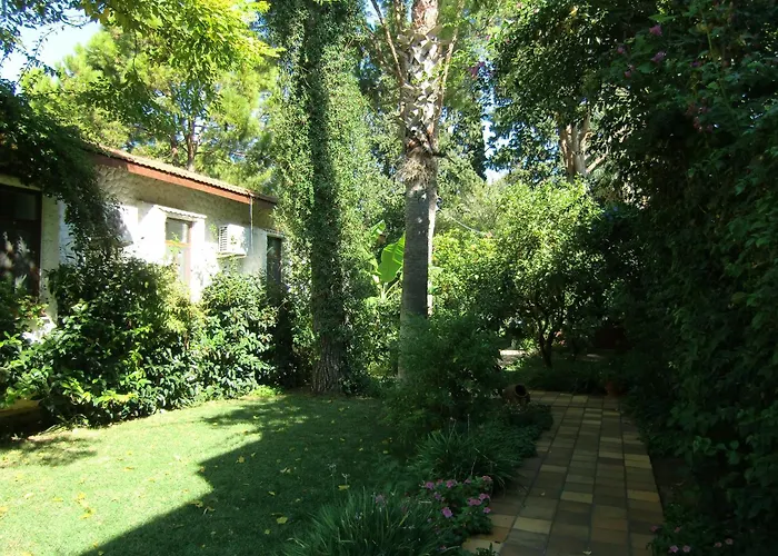 Hotel Happy Caretta