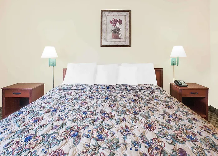 Knights Inn Kalamazoo