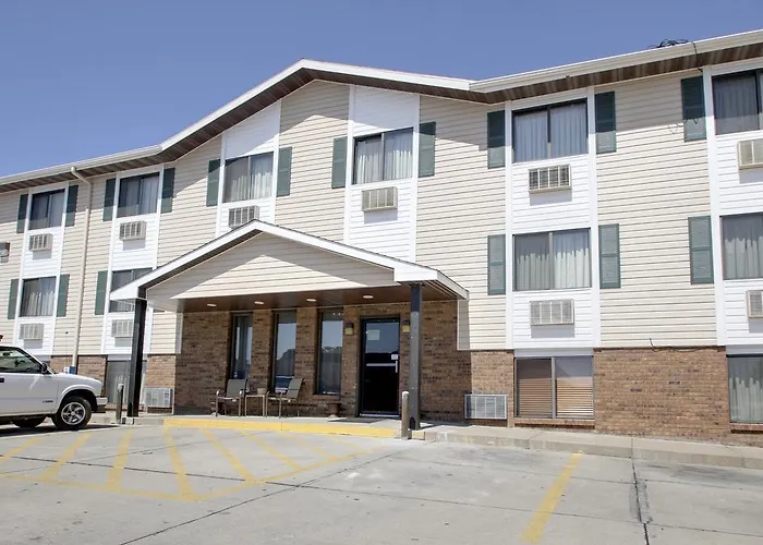 Super 8 By Wyndham Manhattan Ks