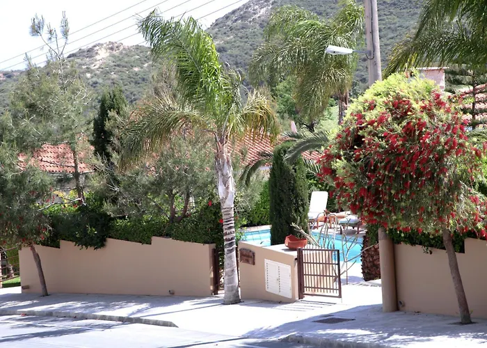 Eve Pissouri Soultanina Villa