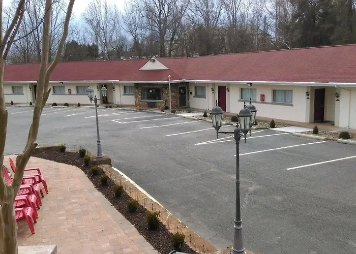 Amherst Inn - Virginia