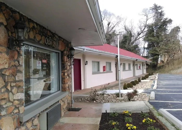 Amherst Inn - Virginia