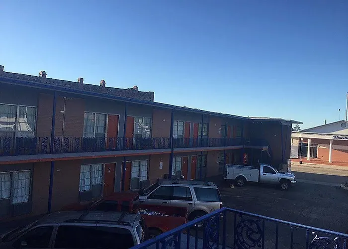 Townhouse Motel