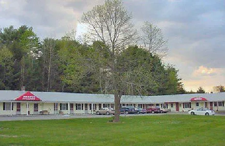 Yankee Village Motel
