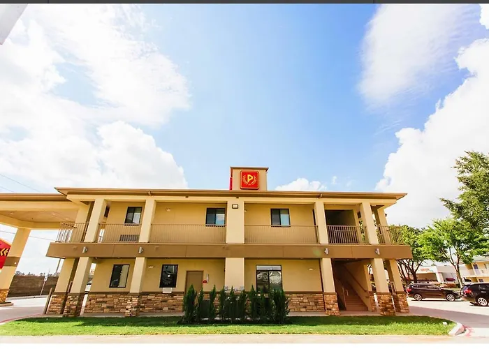 Palace Inn