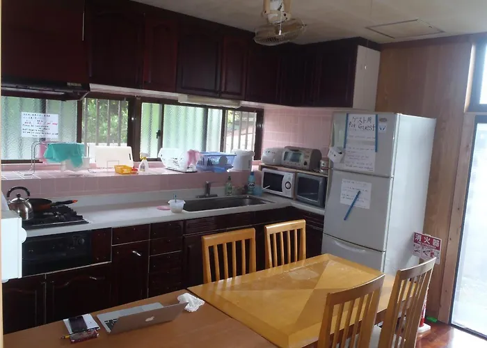 Kerama Backpackers