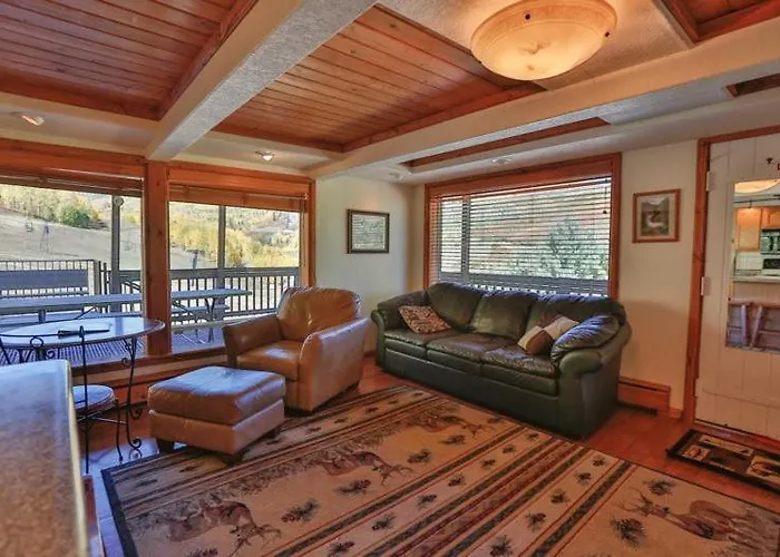 Brettelberg Slopeside Condos F9