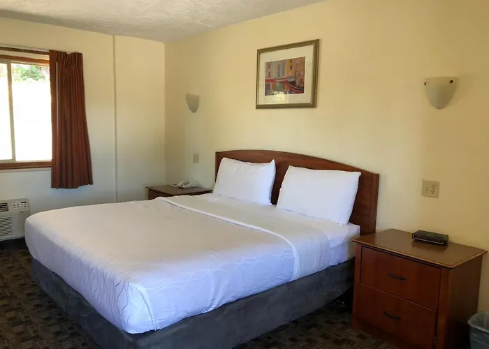Monticello Motel