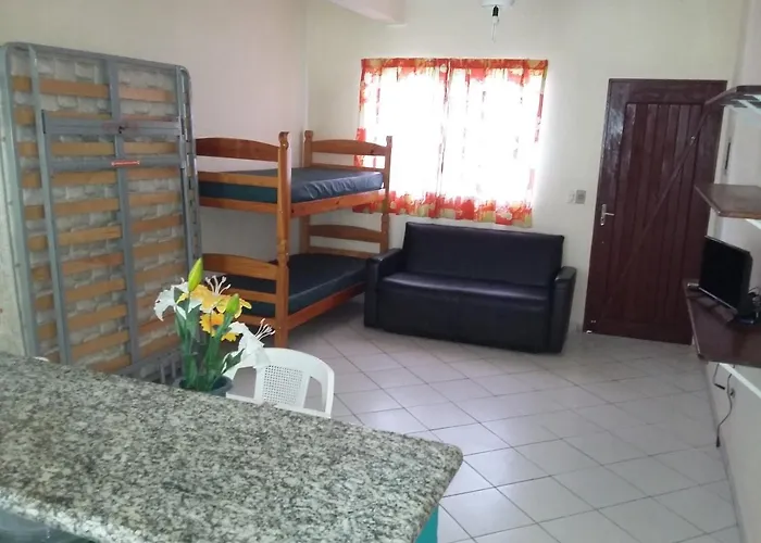 Kitnets A 300Mts Martim De Sa Caragua