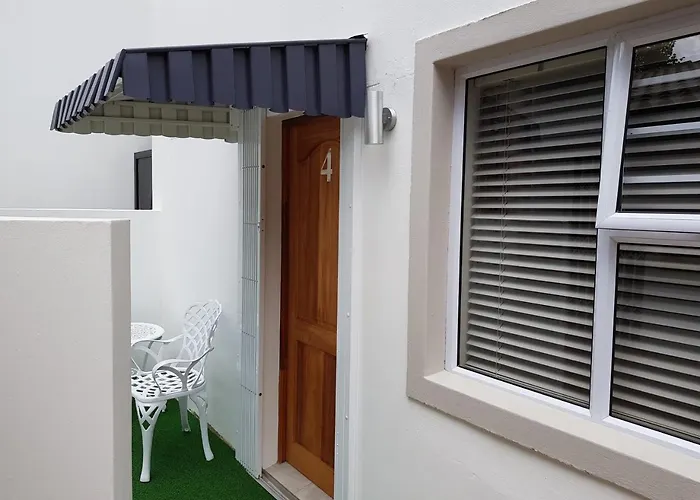 Presidensie Guest Rooms
