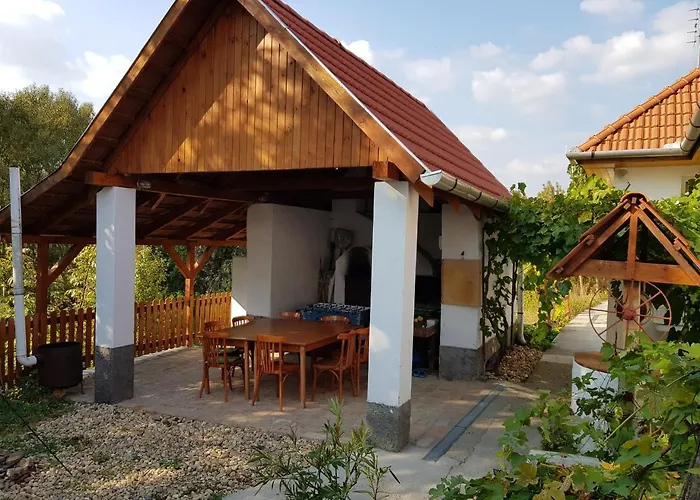 Farkasko Vendeghaz
