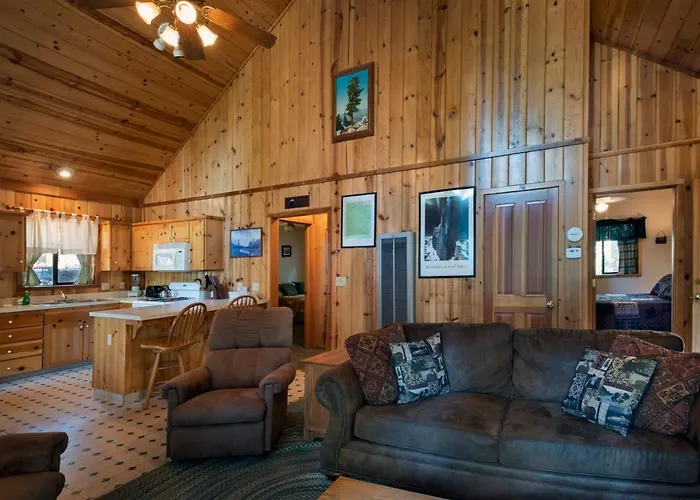 Wawona Cabin At The Redwoods In Yosemite