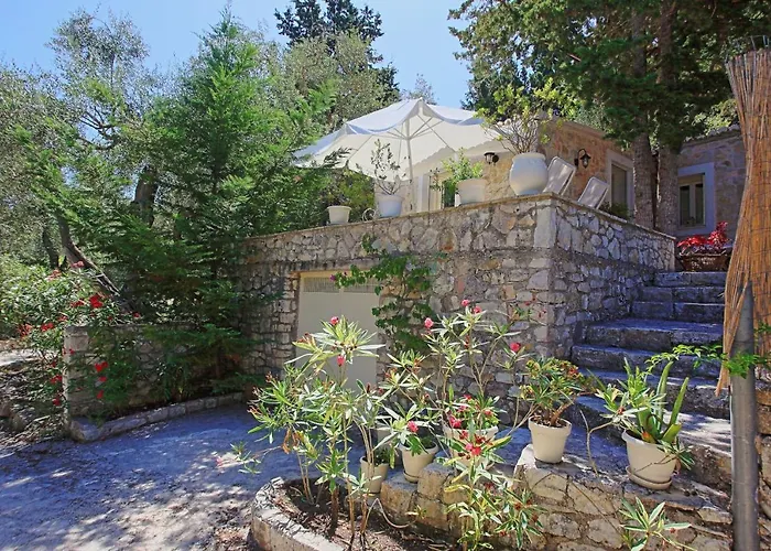 Lili Luxury Cottage
