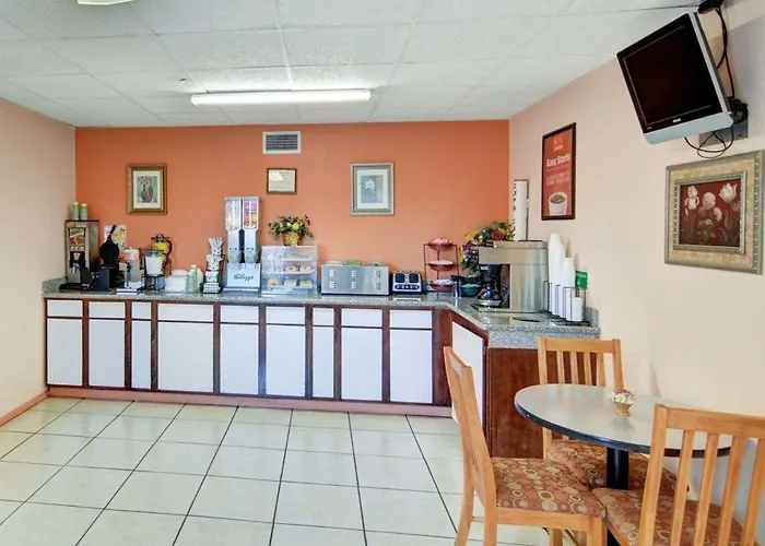Econo Lodge Marshall