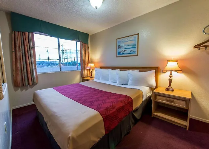 Econo Lodge Anaheim North