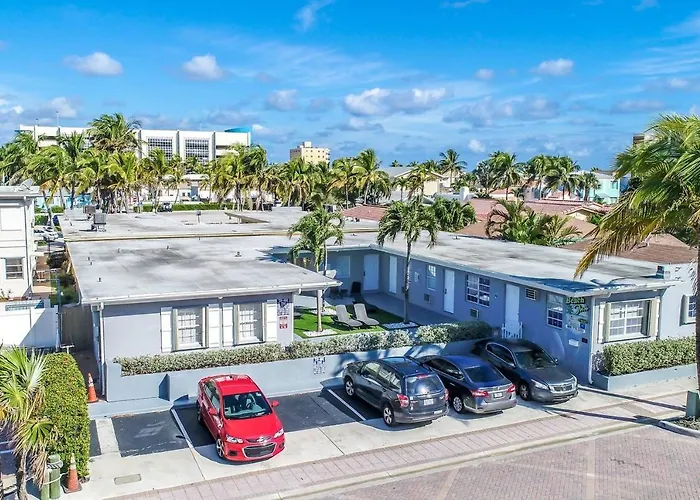 Modern Apartment Wbeach Steps Parking